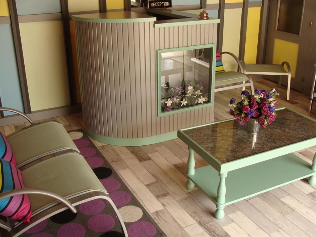 Hotel Le Flaubert Fougères Екстериор снимка